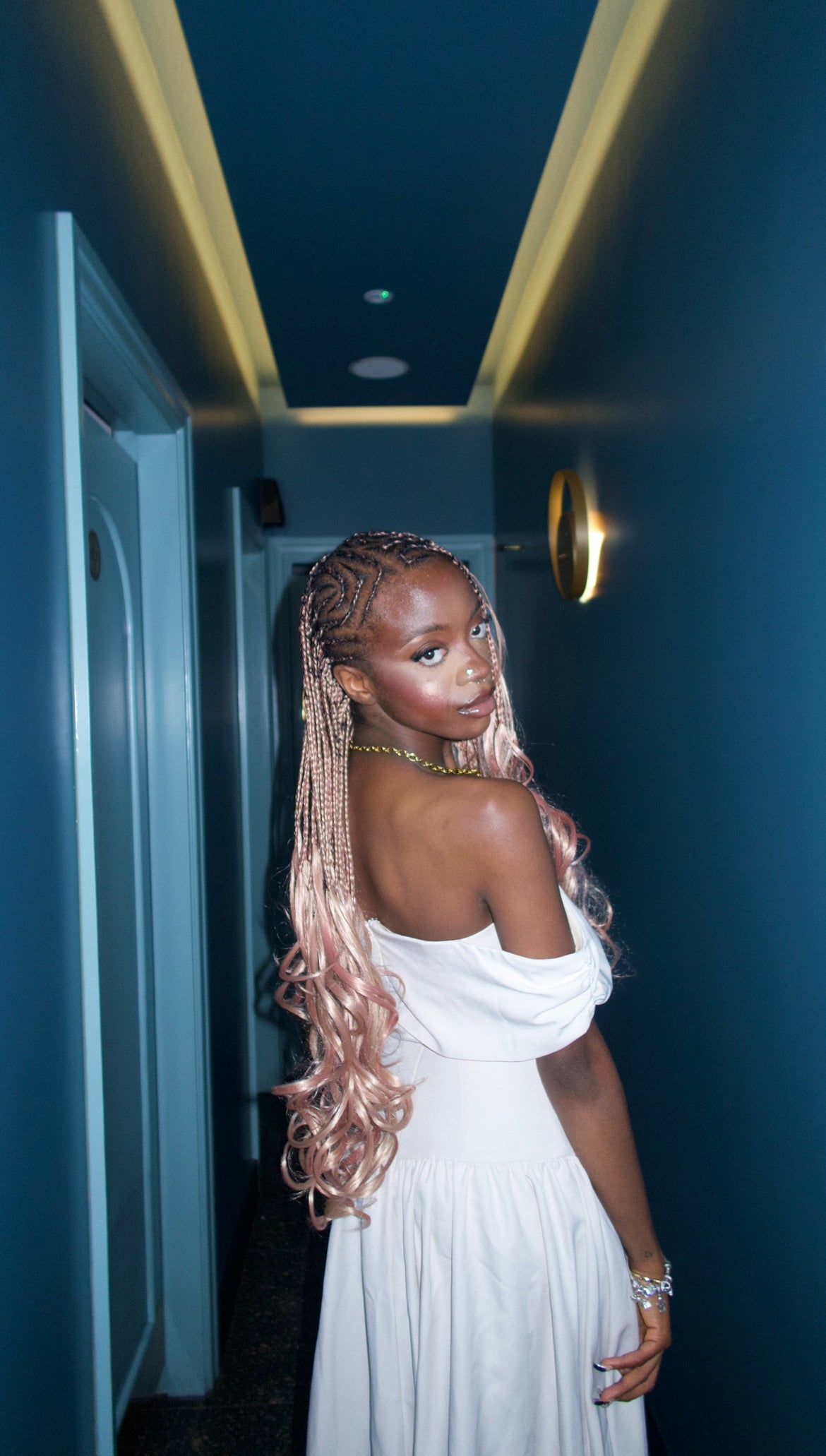 24” Blush Champagne French Curl Braiding Hair